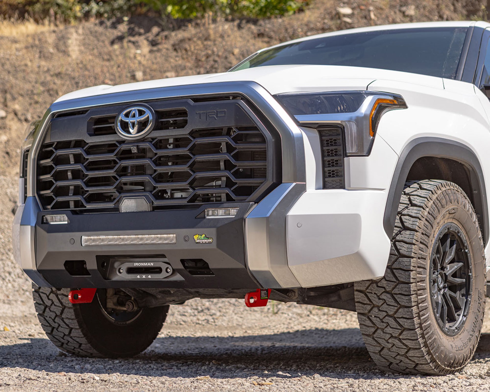Tundra リバイズド Raid Front Winch Bumper for Toyota Tundra (2022+) – IRONMAN