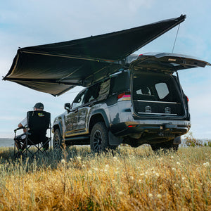 DeltaWing 180° Awning