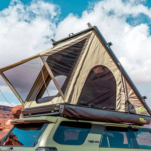 Swift 1400 Hard Shell Rooftop Tent