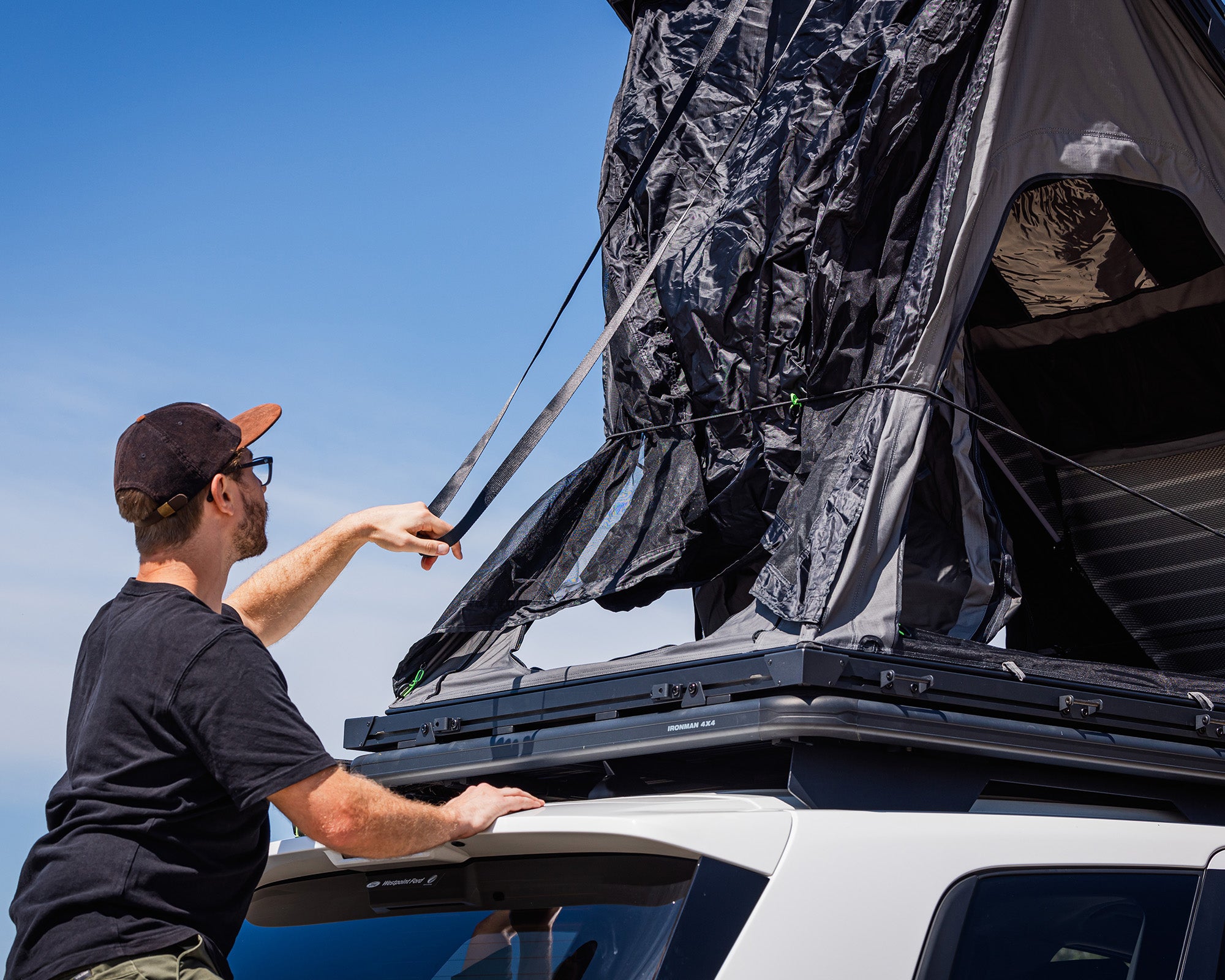 Orion 1200 Lightweight Rooftop Tent