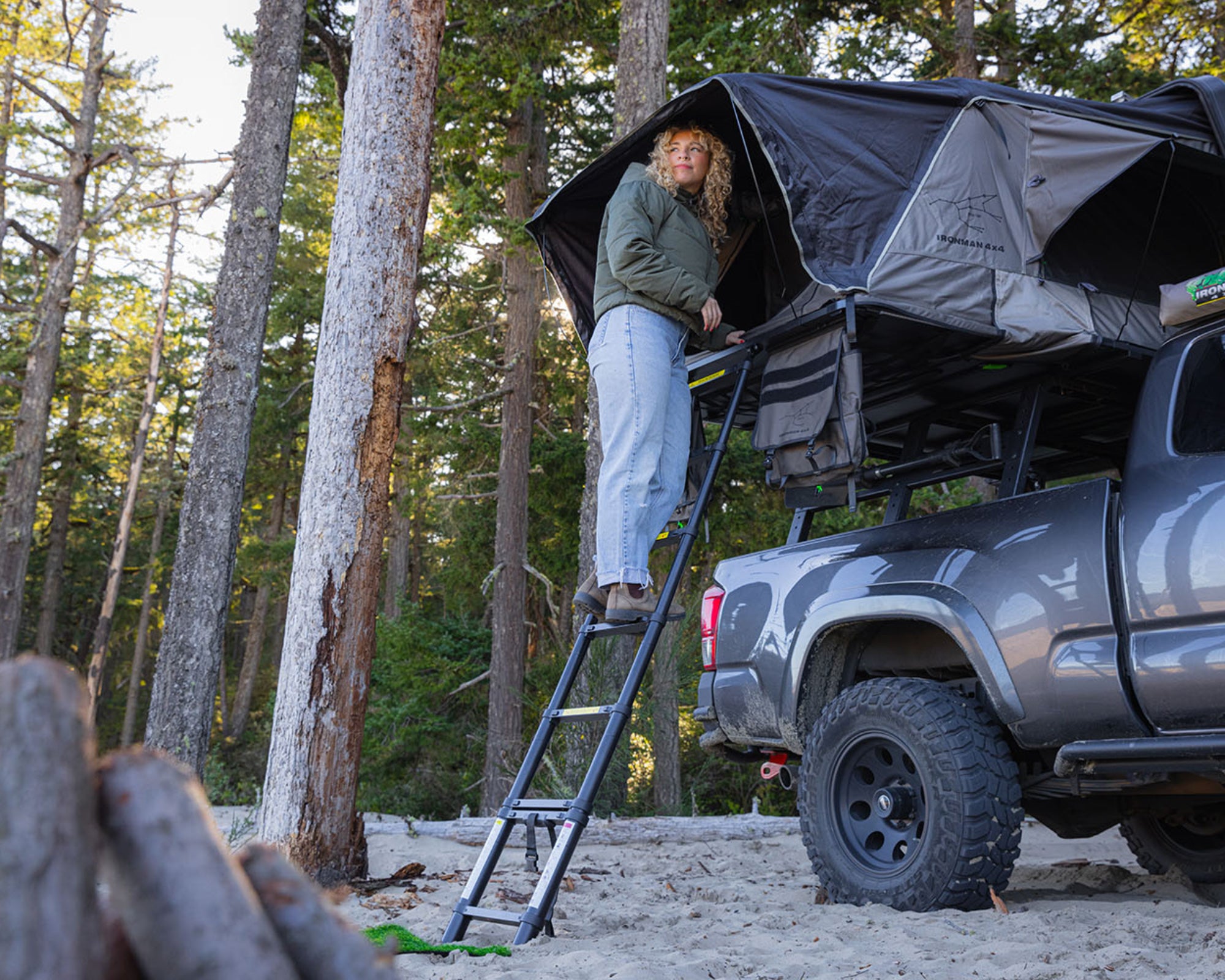 ironman changing tent Ursa 1300 Rooftop Tent