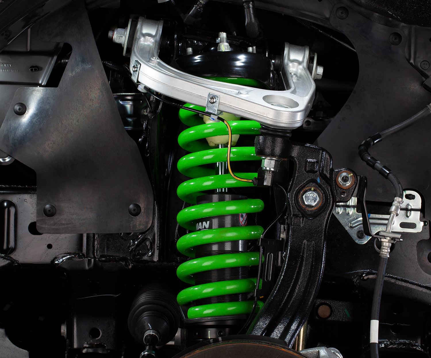 IRONMAN 4X4 Foam Cell Pro offroad shock absorber and lift kit coilover for trucks and SUVs.