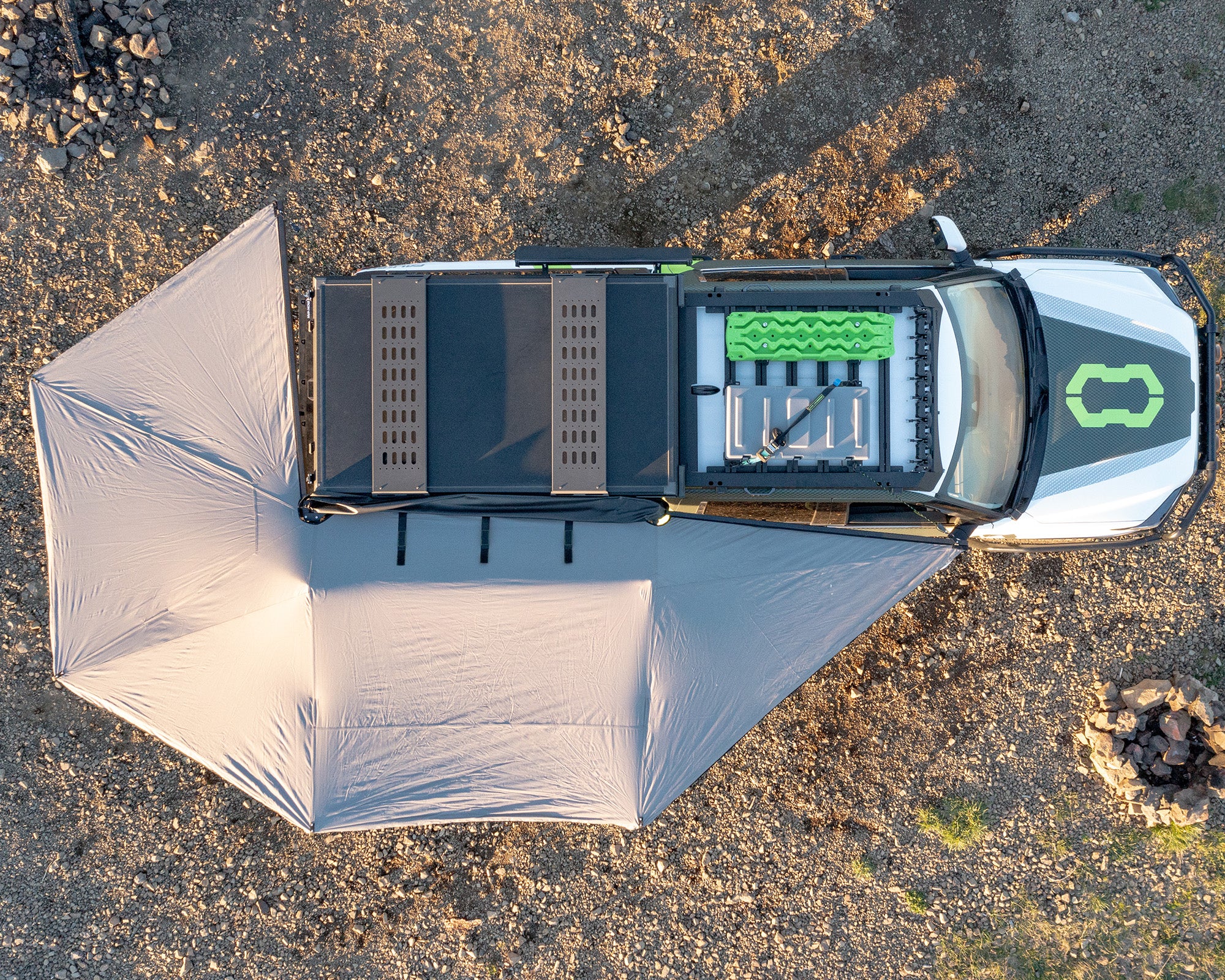 DeltaWing 270° Awning (XL)