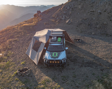 DeltaWing 270° Awning (XL) Wall Kit