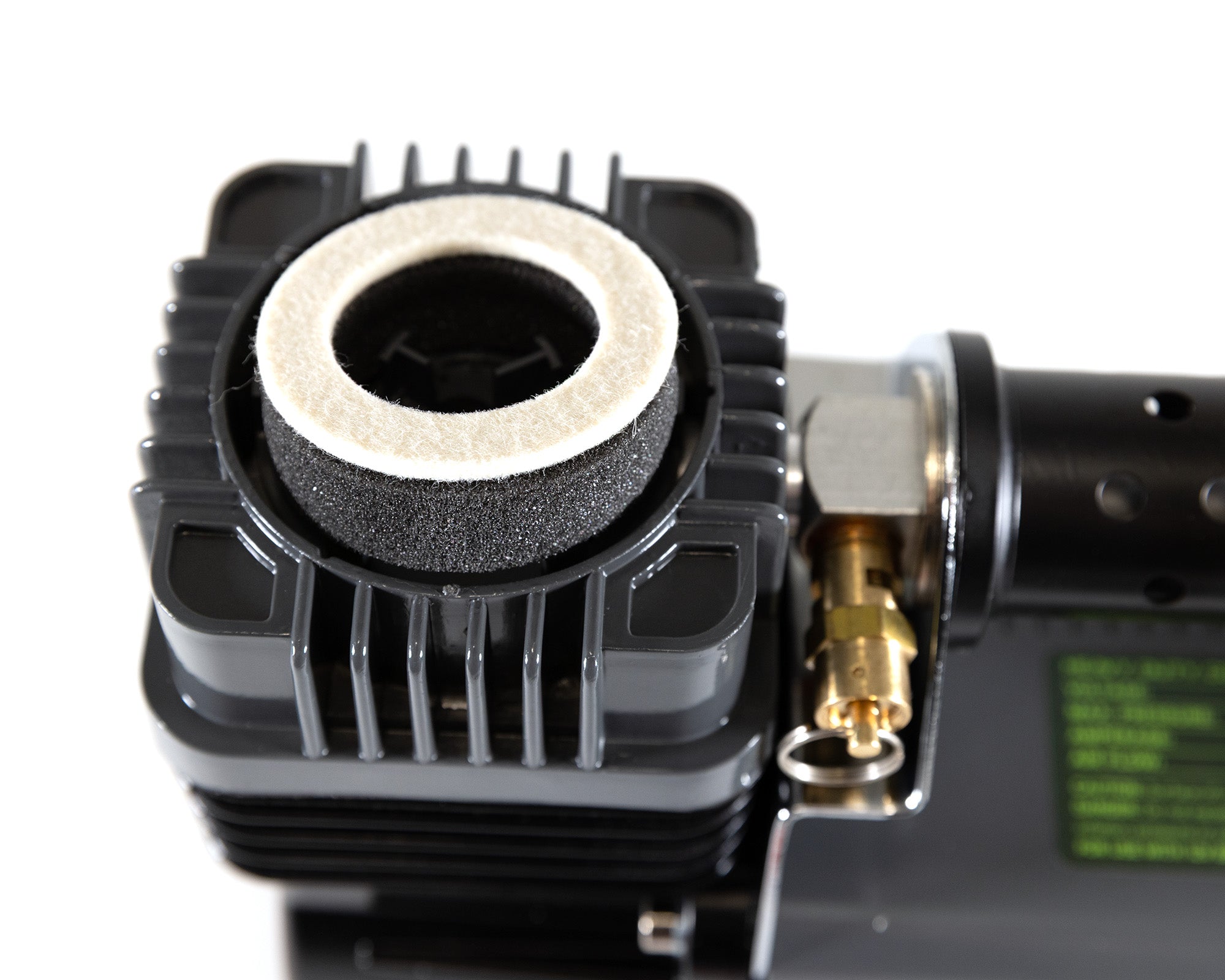 AIR CHAMP PRO 5.65CFM - 12V Heavy Duty Portable Air Compressor